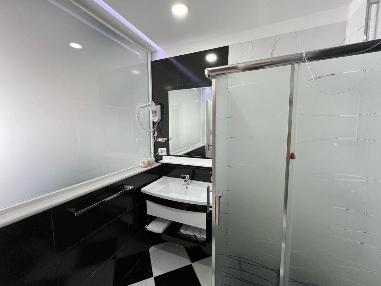 Cc Hotel & Residence Vlora Szoba fotó